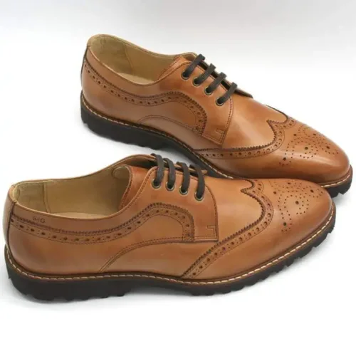 Budapester Cognac Herren Schnürschuhe mit breiten Schnürsenkeln_Modell 372