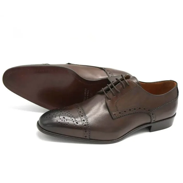 Half Brogue Herrenschuh in Dunkelbraun mit Lochverzierung. Voll-Leder inklusive Ledersohle_Modell 135