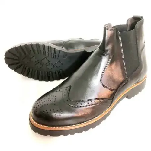 Italienische Chelsea Boots mit brauner Ziernaht und Profilsohle Modell 610