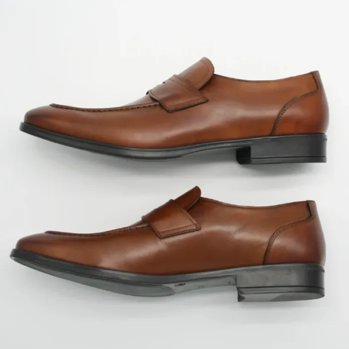 Italienische Loafer braun Schlupfschuhe von der Seite_ Modell_124
