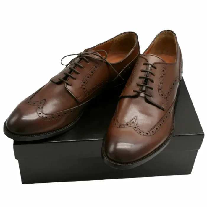 Original italienische Schuhe aus braunem Leder_Modell 123