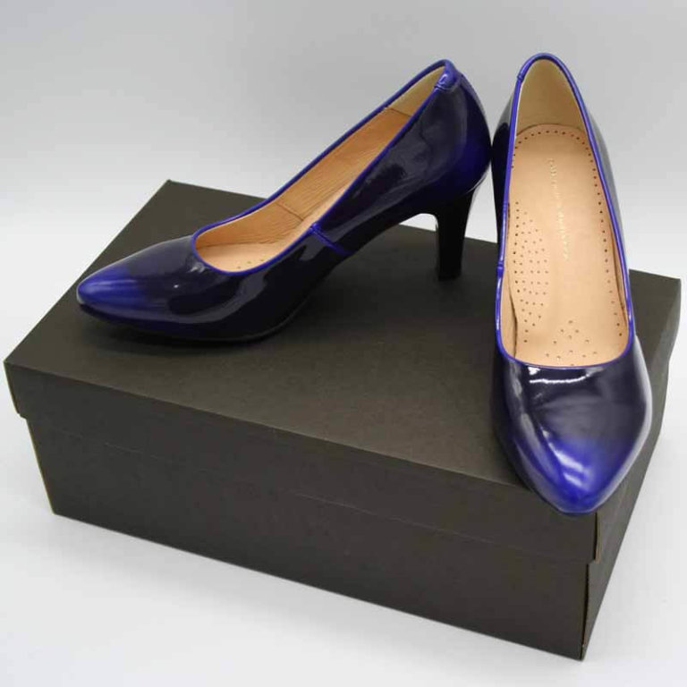 ladies navy patent shoes