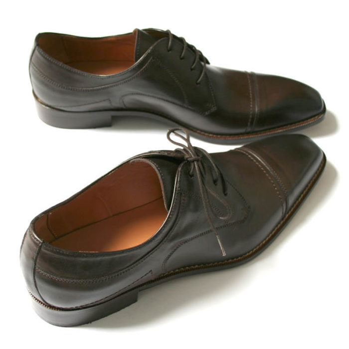 Photo men`s business shoes-Sophisticated design-dark brown mocha tone-2 shoes from above behind