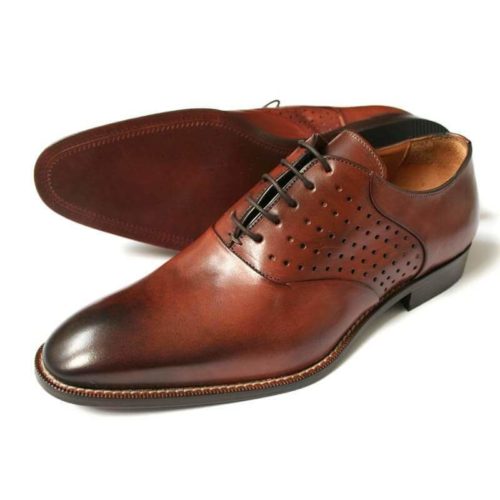 Photo-Men`s business shohes-Sporty elegant-_Oxford_in Cognac with hole pattern_2 shoes - one sole